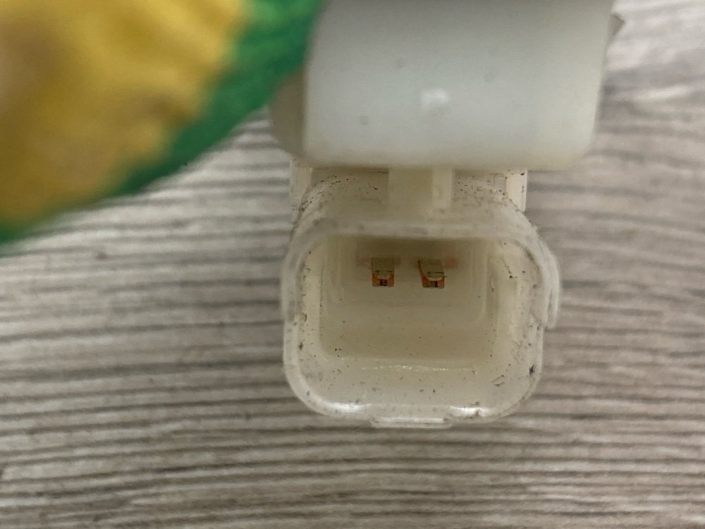 Кнопка открывания багажника, 1000 рублей, Москва