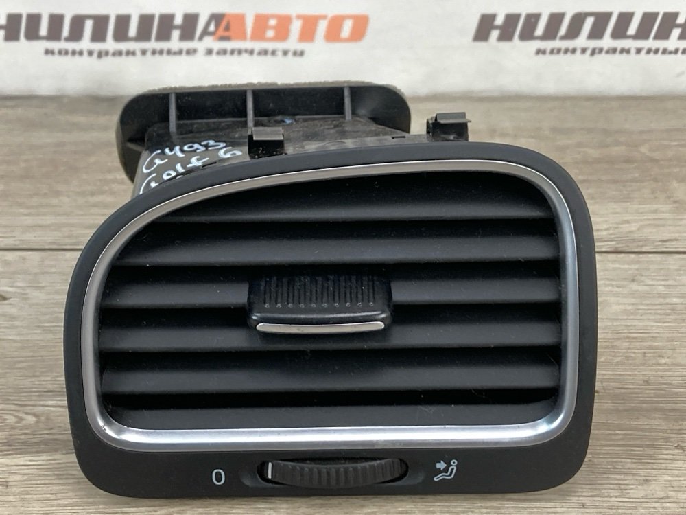 Дефлектор в торпедо, 1000 рублей, Москва