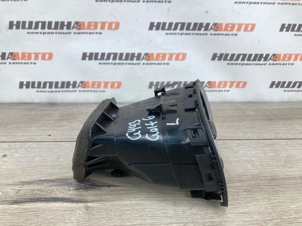 Дефлектор в торпедо, 1000 рублей, Москва