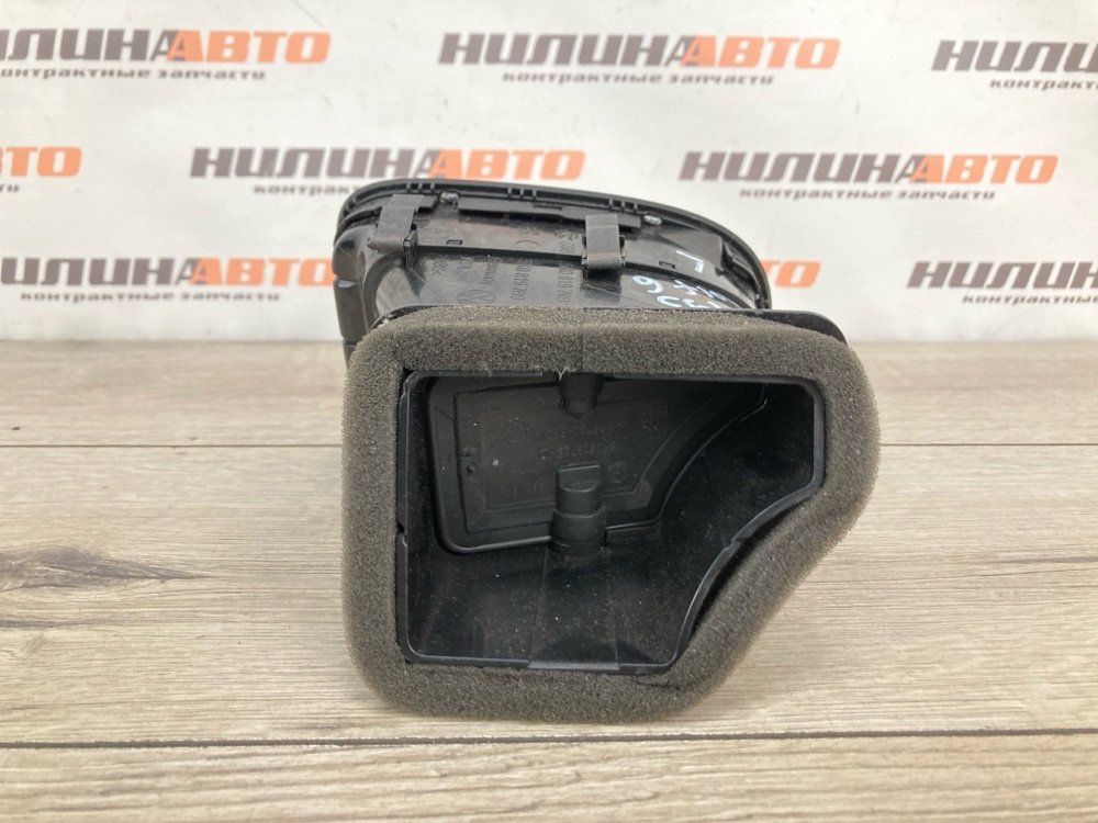 Дефлектор в торпедо, 1000 рублей, Москва