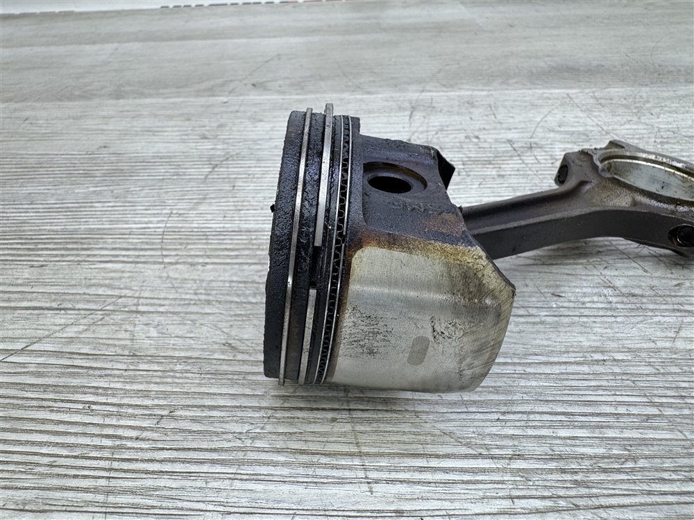 Поршень двигателя, 1500 рублей, Севастополь