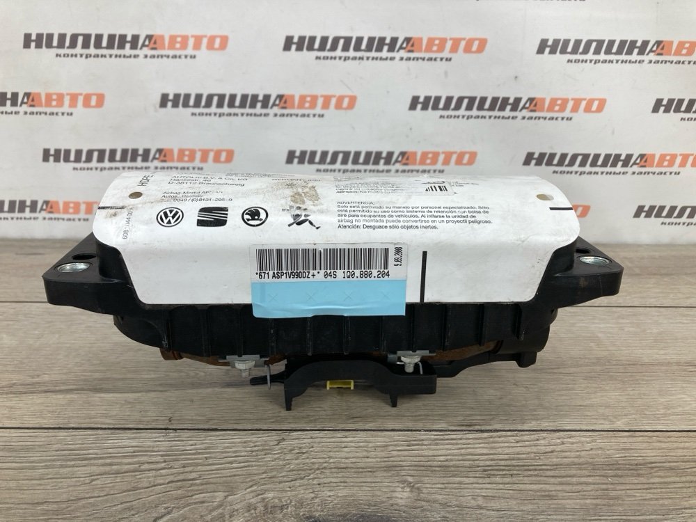 Подушка безопасности в торпедо, 3000 рублей, Москва