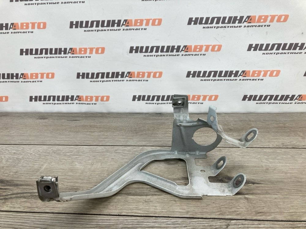 Кронштейн крыла, 1400 рублей, Москва