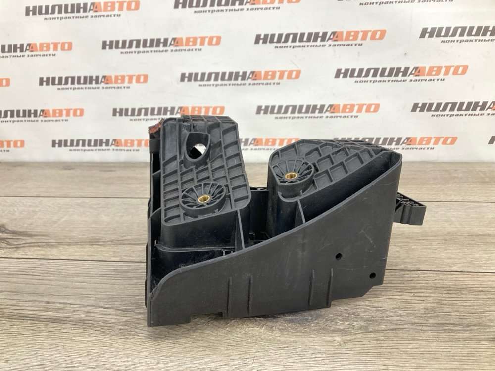 Кронштейн блока предохранителей, 500 рублей, Москва