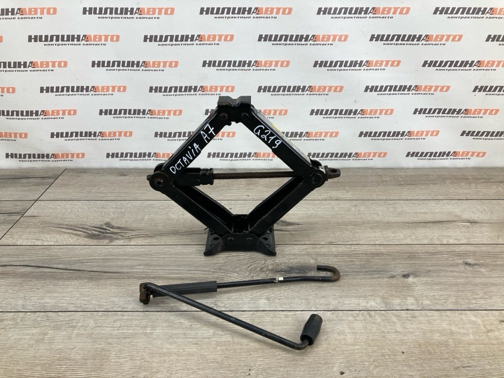 Домкрат, 4000 рублей, Москва