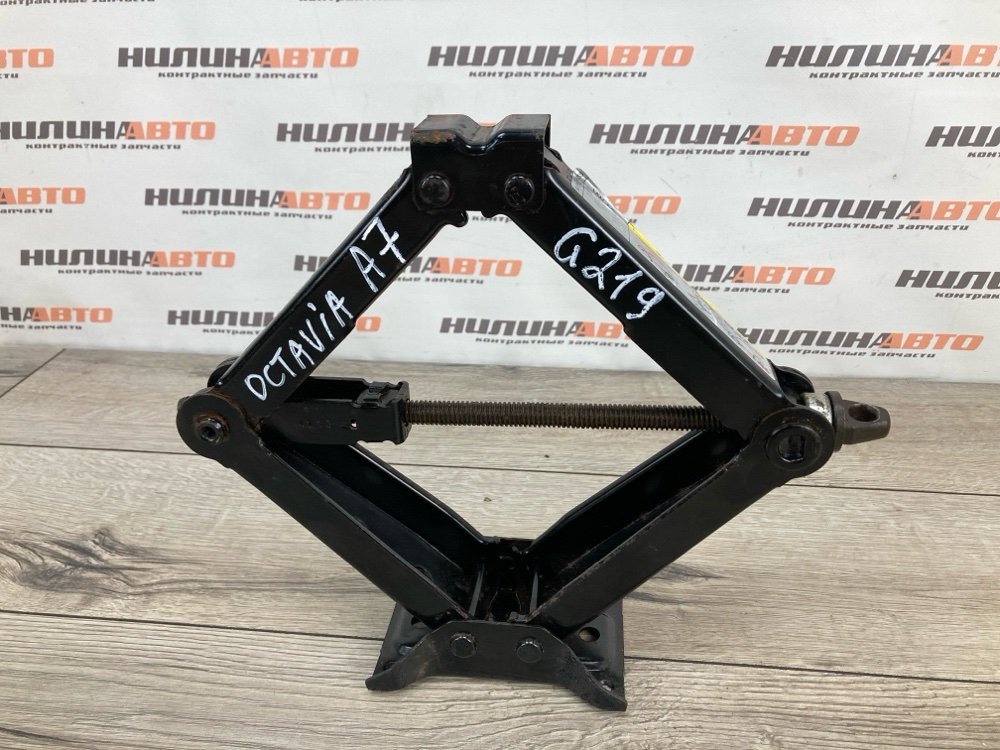 Домкрат, 4000 рублей, Москва