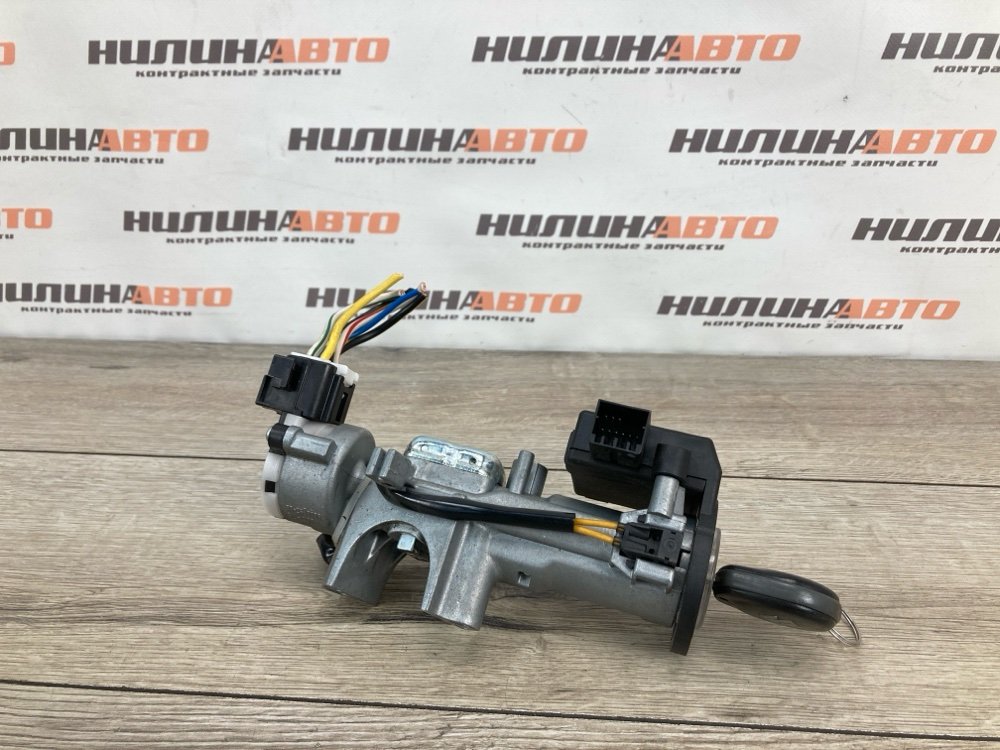 Замок зажигания, 2000 рублей, Москва