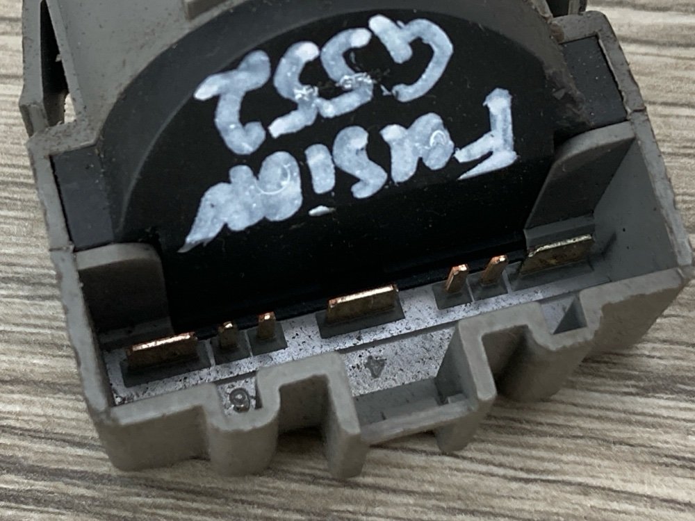 Контактная группа замка зажигания, 500 рублей, Москва