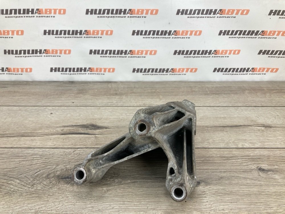 Кронштейн двигателя, 450 рублей, Москва