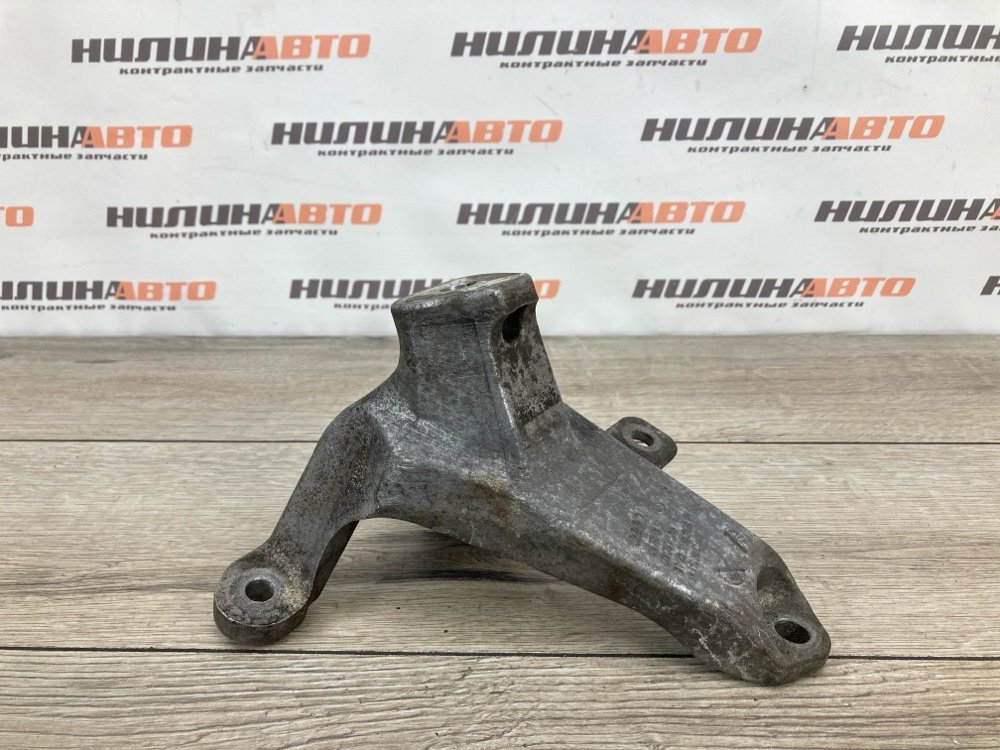 Кронштейн двигателя, 1500 рублей, Москва