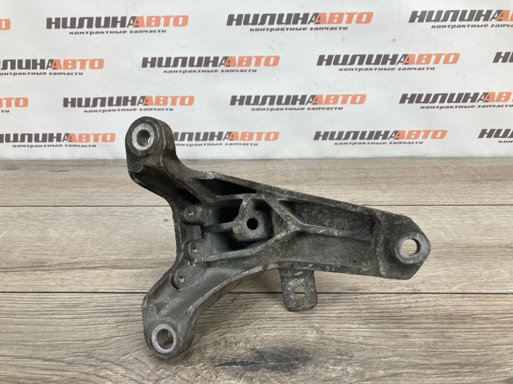 Кронштейн двигателя, 1500 рублей, Москва