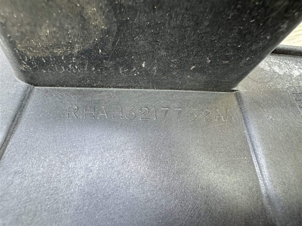 Кронштейн бампера, 2000 рублей, Севастополь