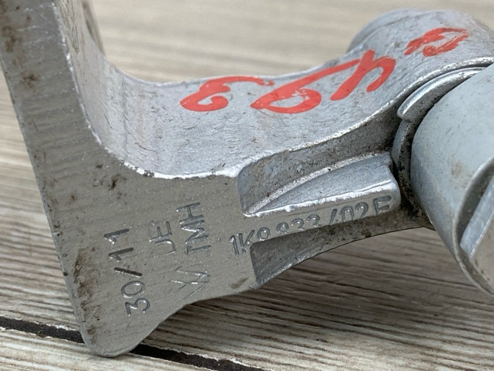 Петля двери верхняя, 300 рублей, Москва