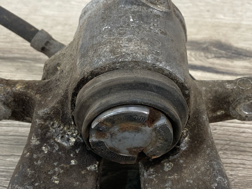 Суппорт тормозной, 2100 рублей, Москва