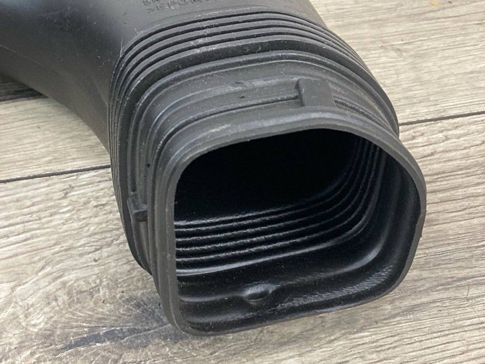 Патрубок воздушного фильтра, 900 рублей, Москва
