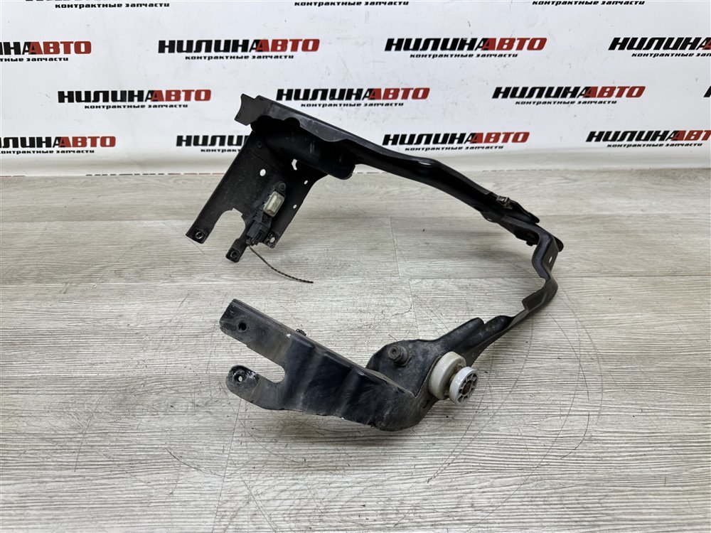 Кронштейн фары, 1500 рублей, Севастополь