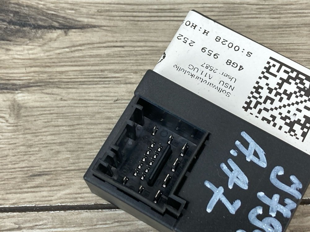 Блок электронный, 2000 рублей, Москва