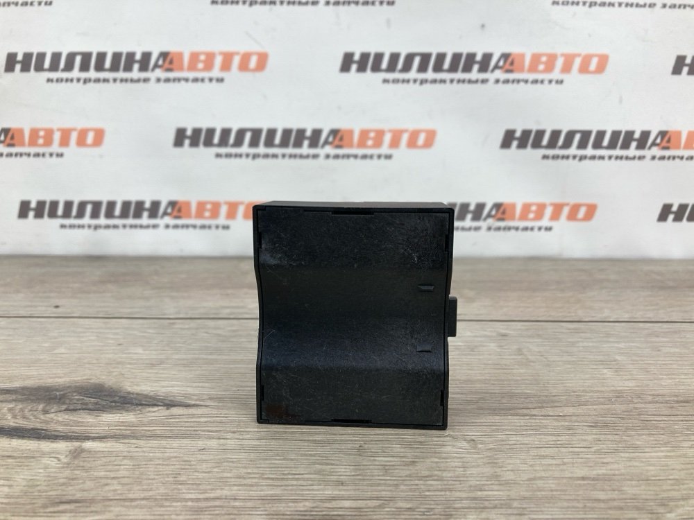 Блок электронный, 2000 рублей, Москва