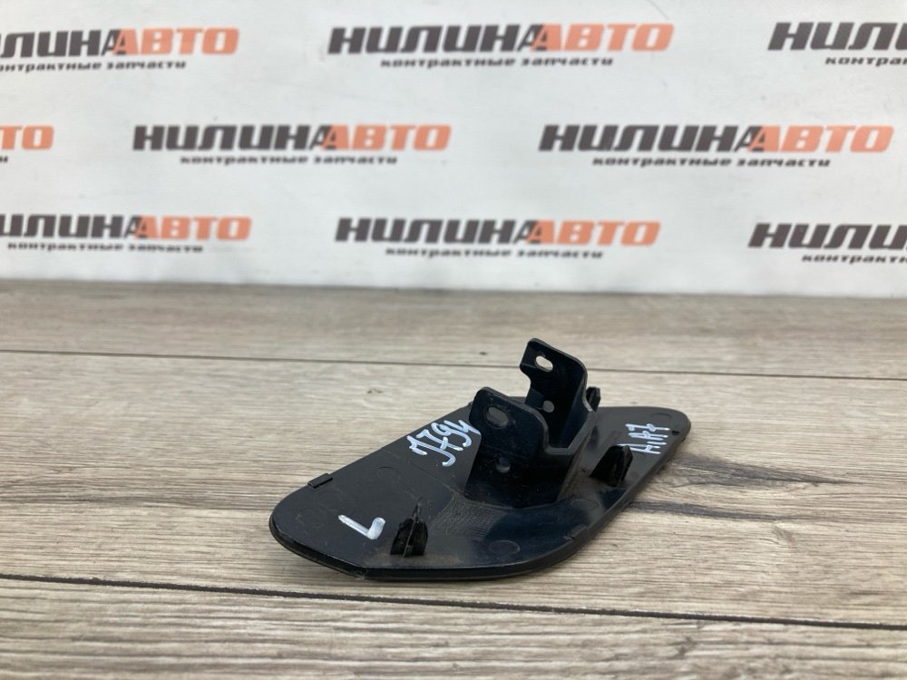 Накладка омывателя фары, 2000 рублей, Москва