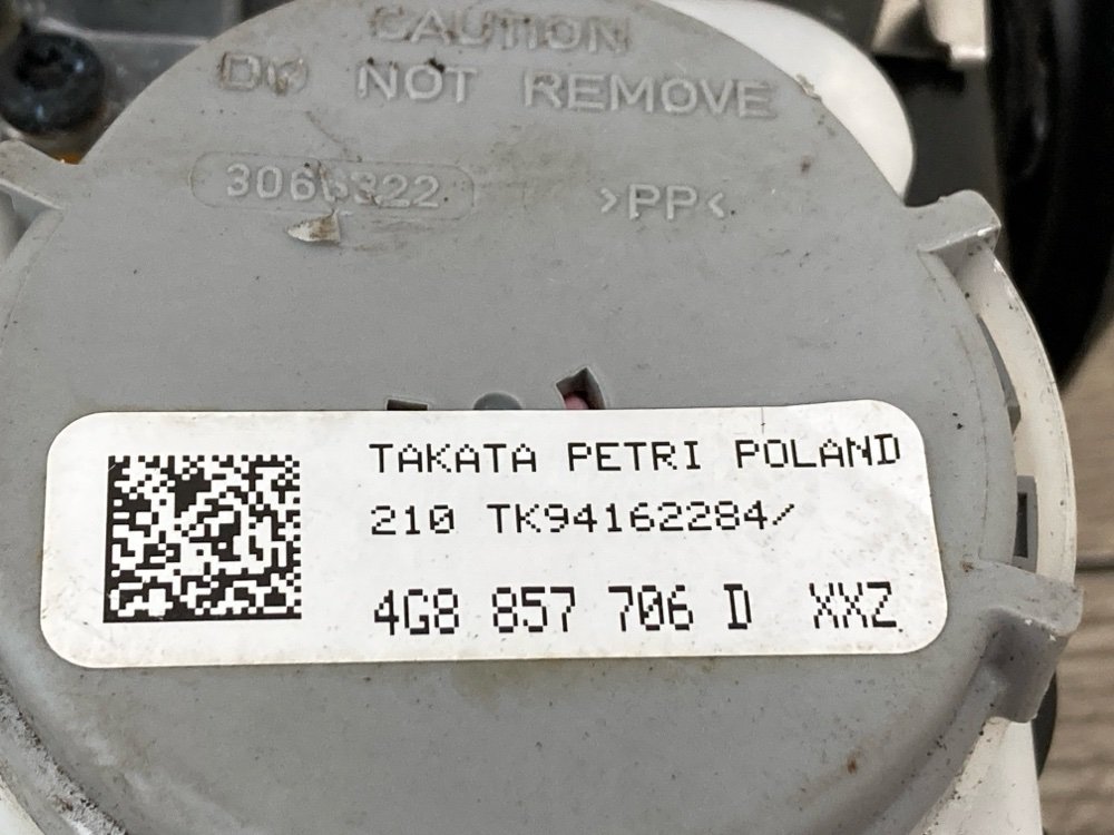 Ремень безопасности, 10000 рублей, Москва