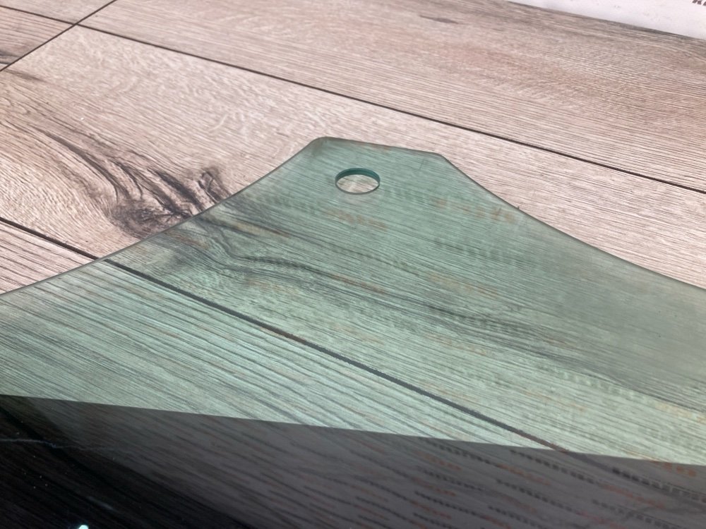 Стекло двери, 2000 рублей, Москва