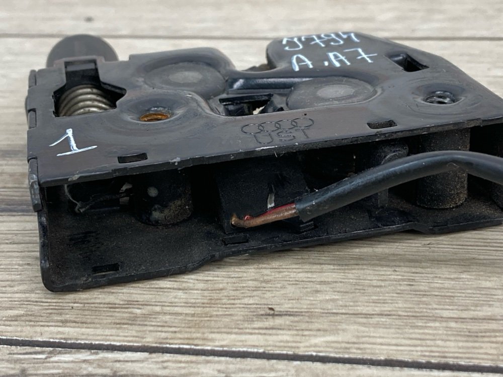 Замок капота, 1300 рублей, Москва