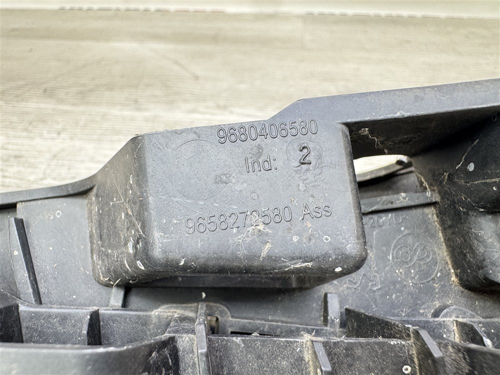 Кронштейн бампера, 1000 рублей, Севастополь