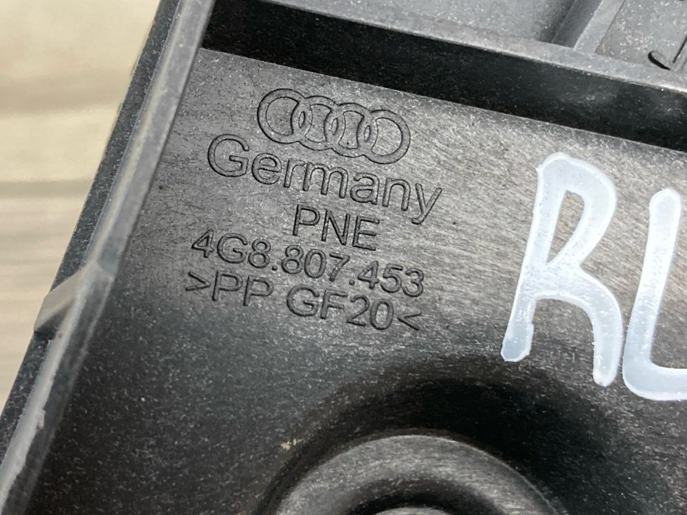 Кронштейн бампера, 1000 рублей, Москва