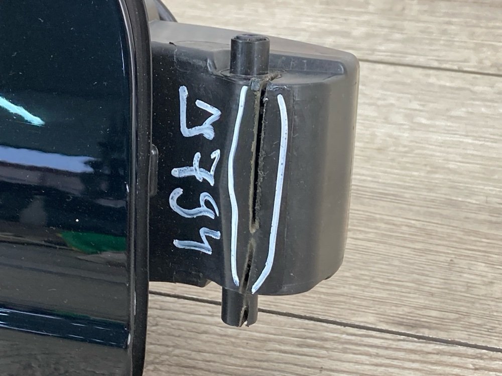 Лючок топливного бака, 2000 рублей, Москва