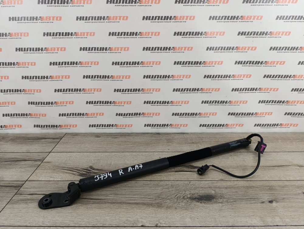 Амортизатор крышки багажника, 4000 рублей, Москва