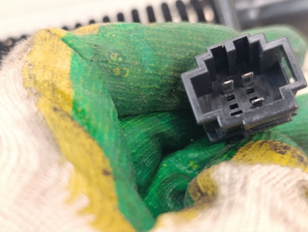 Амортизатор крышки багажника, 4000 рублей, Москва