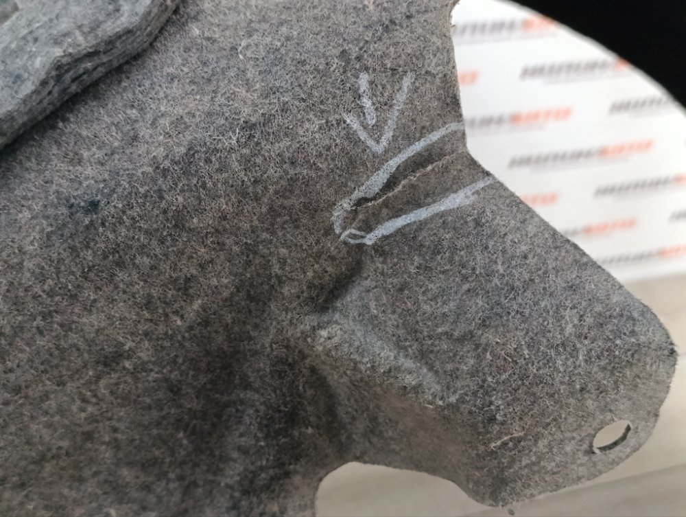 Подкрылок, 2000 рублей, Москва