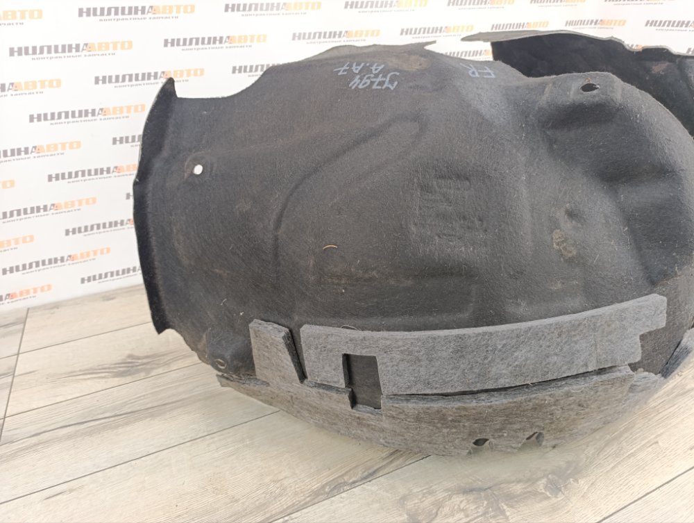 Подкрылок, 7500 рублей, Москва