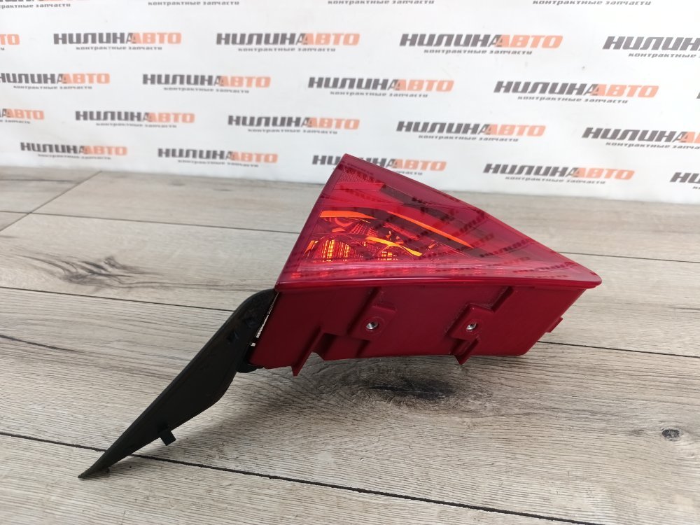 Фонарь в крышку багажника, 4000 рублей, Москва