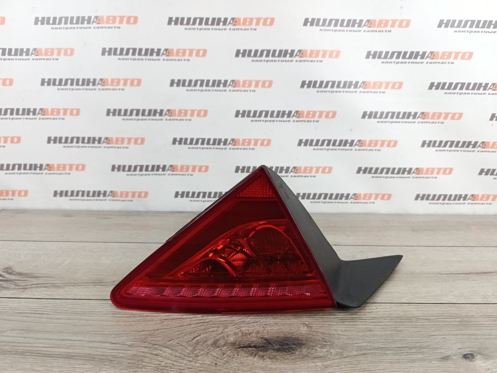 Фонарь в крышку багажника, 3500 рублей, Москва