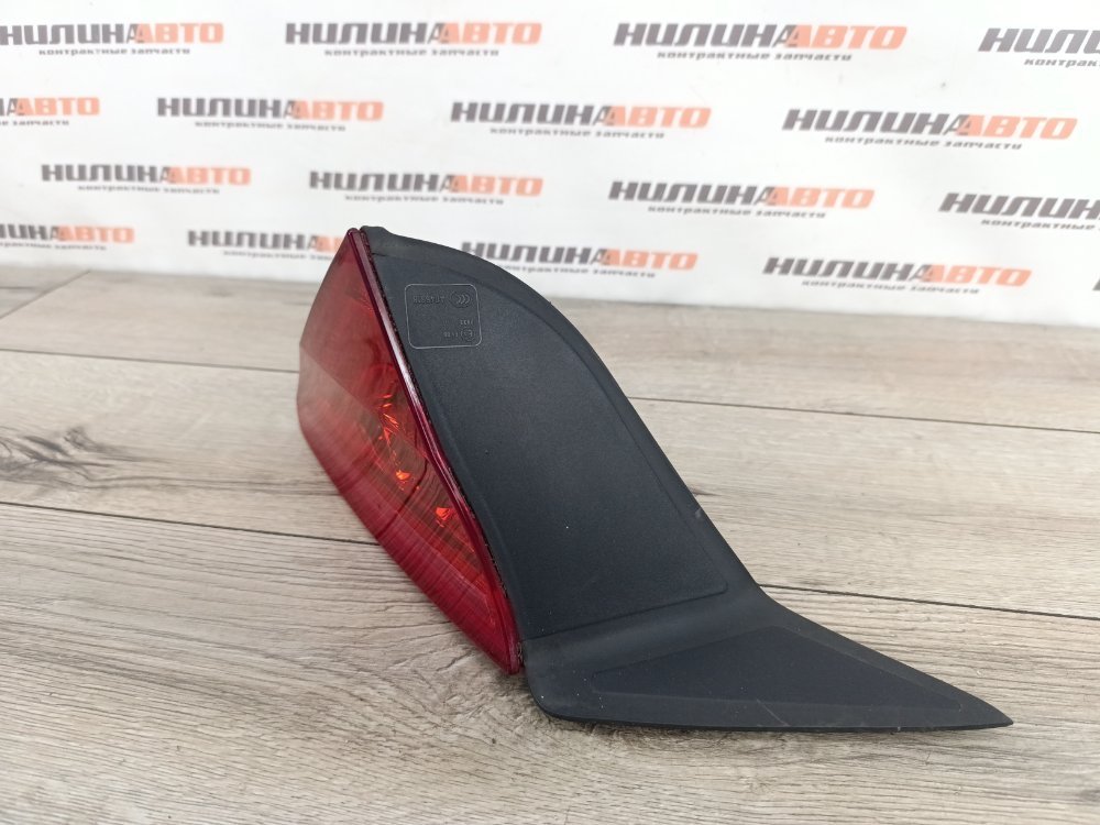 Фонарь в крышку багажника, 3500 рублей, Москва