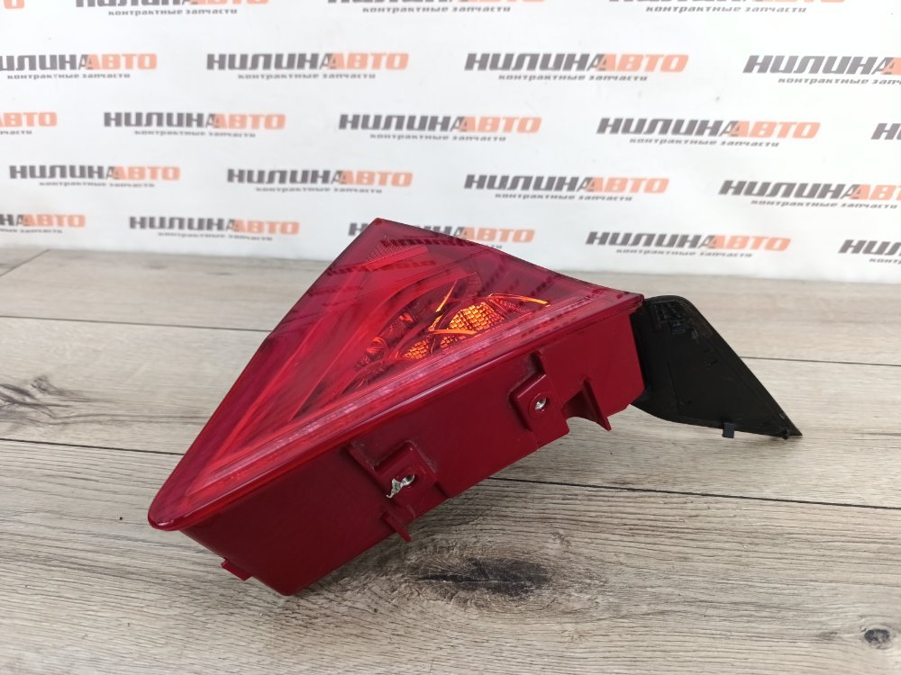 Фонарь в крышку багажника, 3500 рублей, Москва