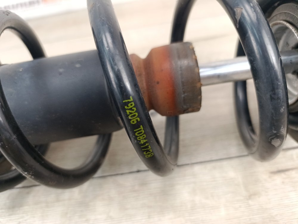 Амортизатор, 5000 рублей, Москва