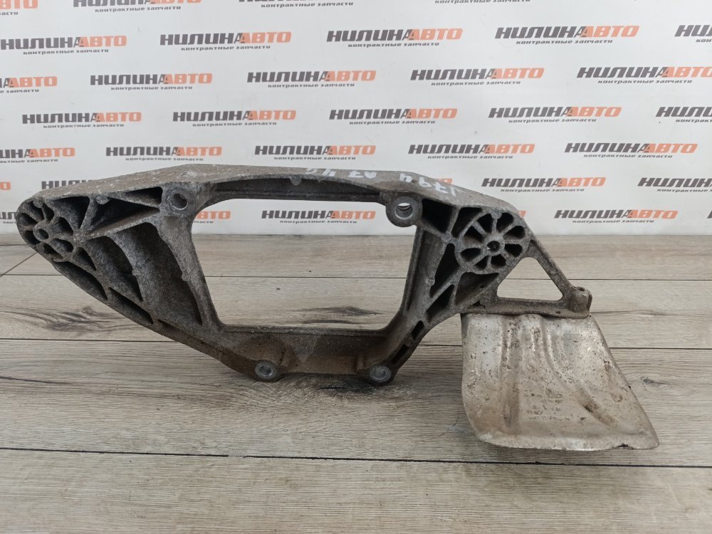 Кронштейн редуктора, 500 рублей, Москва