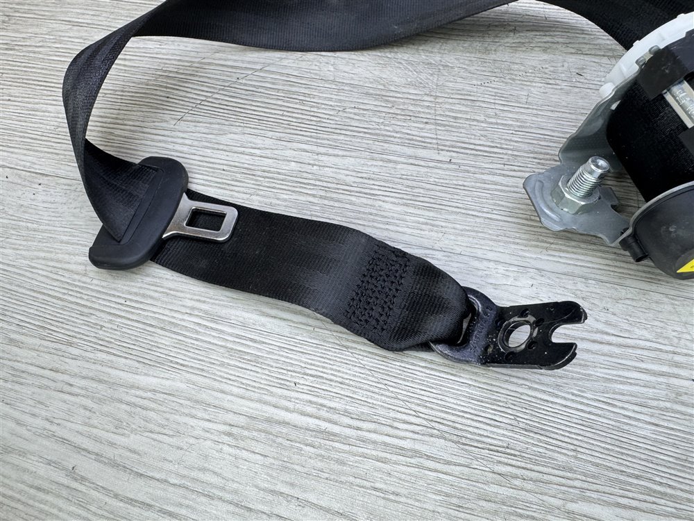 Ремень безопасности, 3000 рублей, Севастополь