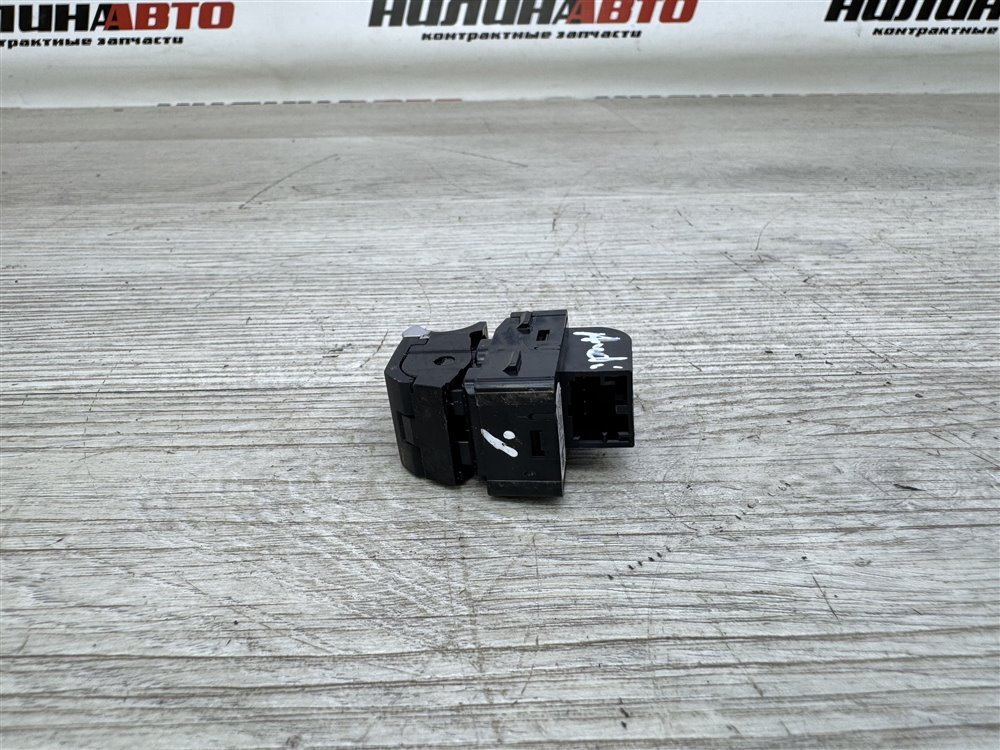 Кнопка стеклоподъемника, 500 рублей, Севастополь