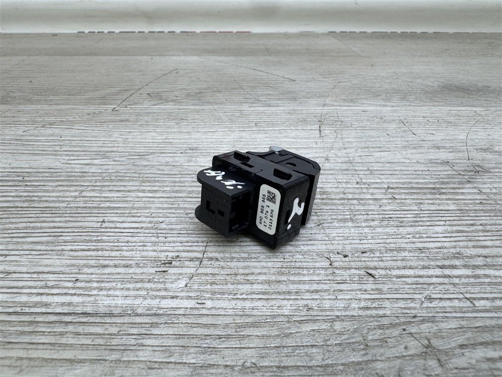 Кнопка стеклоподъемника, 500 рублей, Севастополь