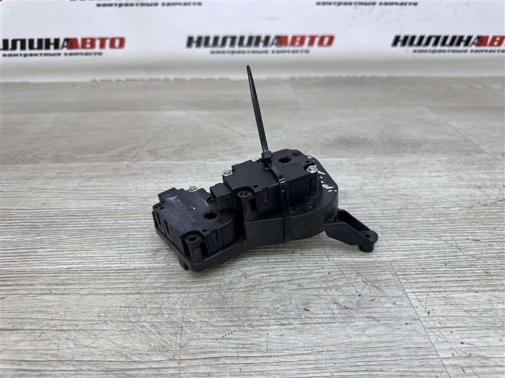 Моторчик заслонки печки, 1000 рублей, Севастополь