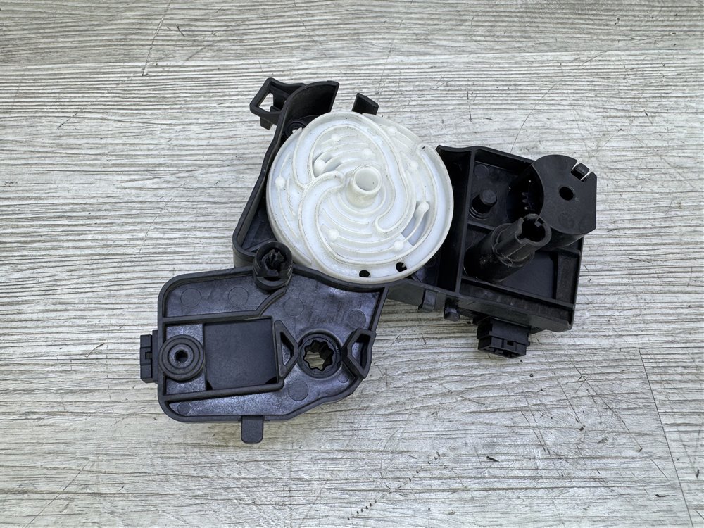 Моторчик заслонки печки, 1000 рублей, Севастополь