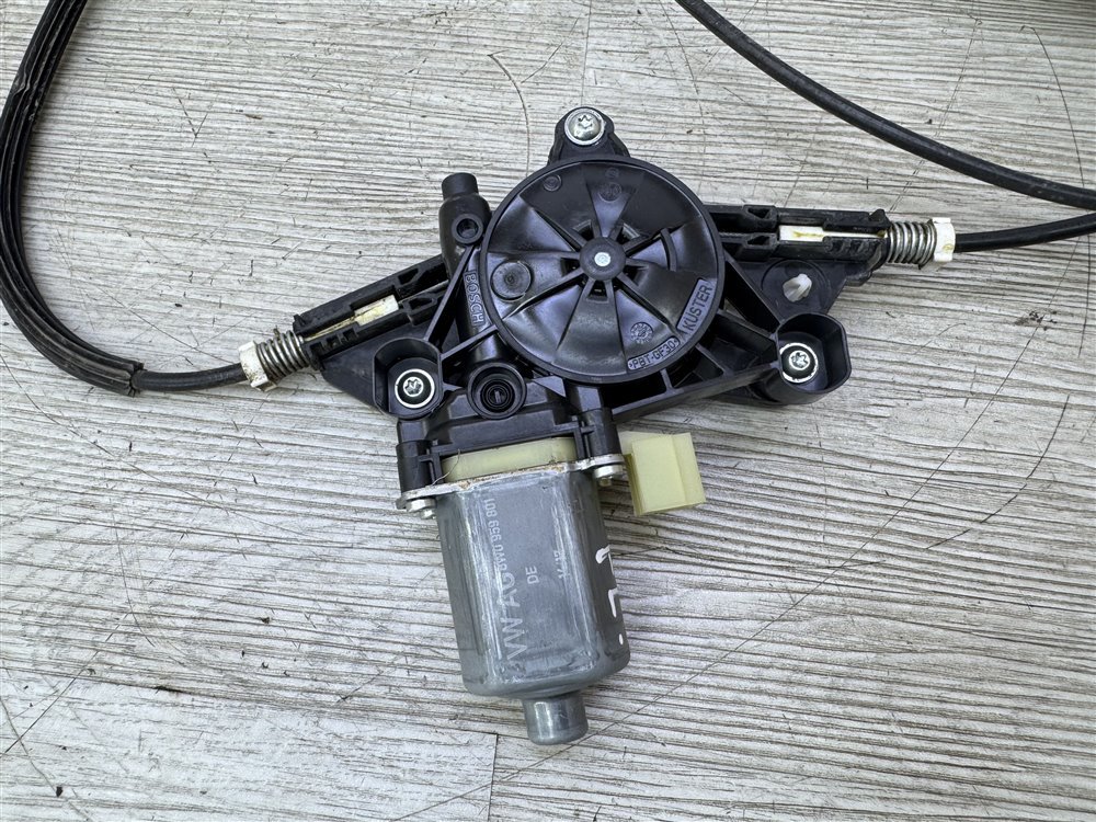 Стеклоподъемник, 4000 рублей, Севастополь