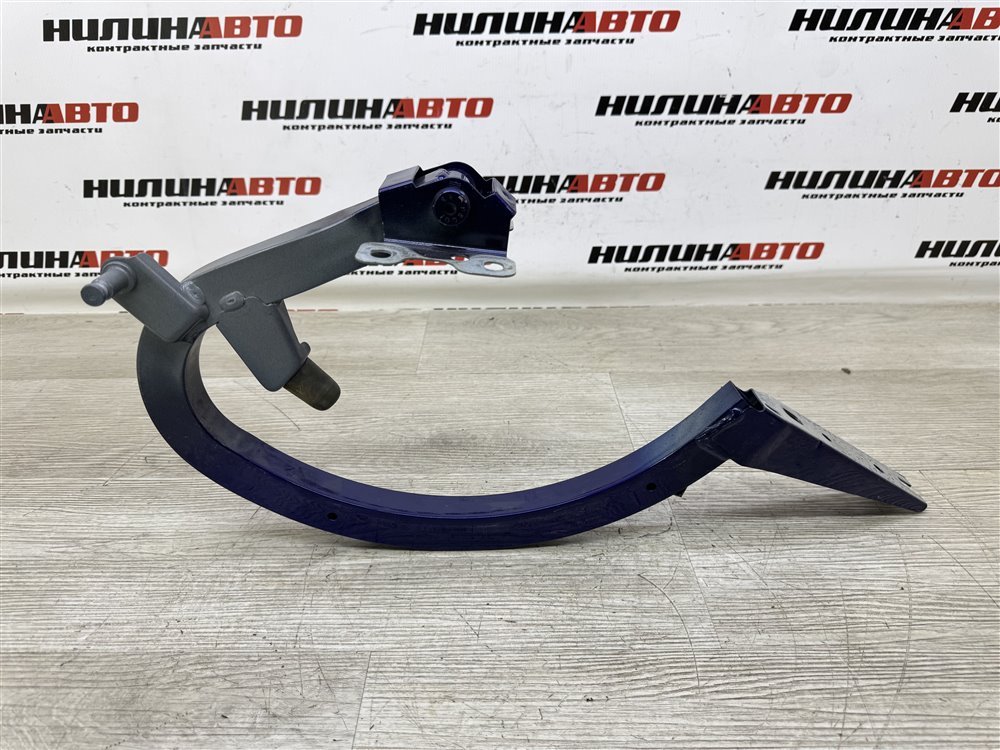 Петля крышки багажника, 2000 рублей, Севастополь