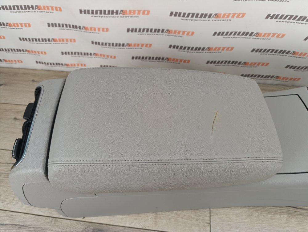 Подлокотник, 4000 рублей, Москва