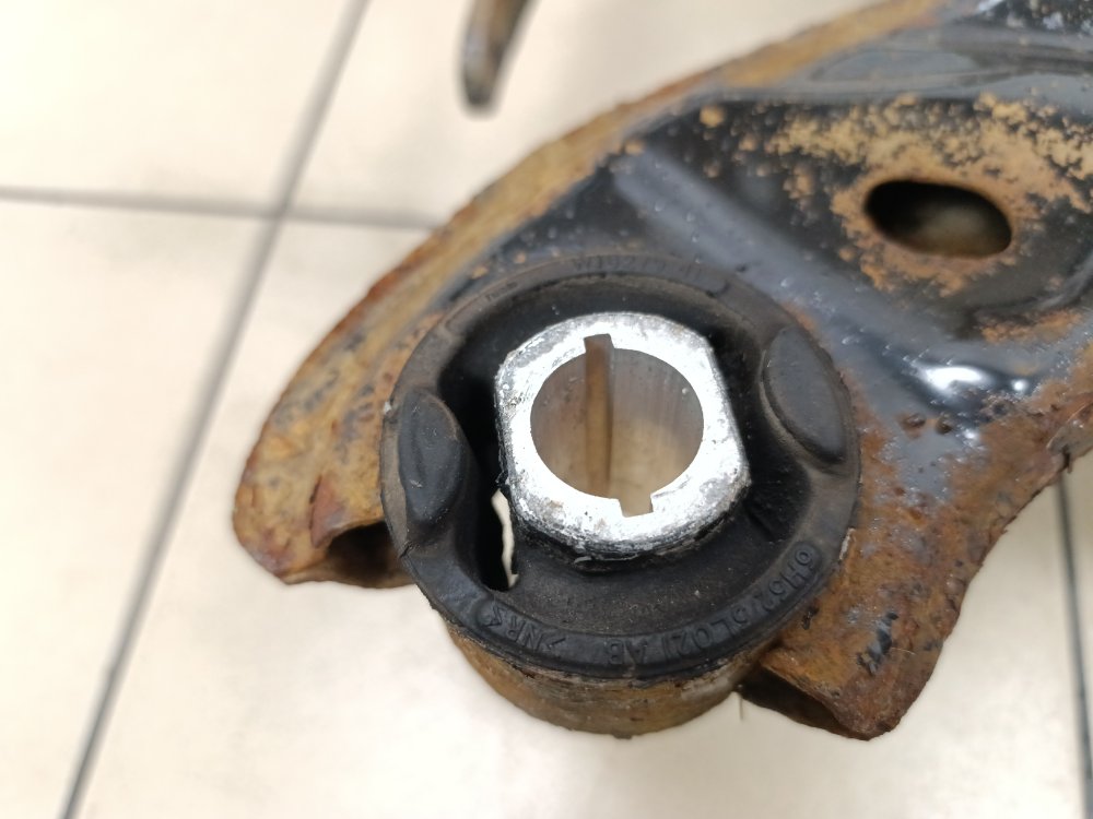 Балка подвески, 27000 рублей, Москва