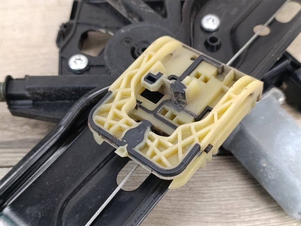 Стеклоподъемник, 1500 рублей, Москва