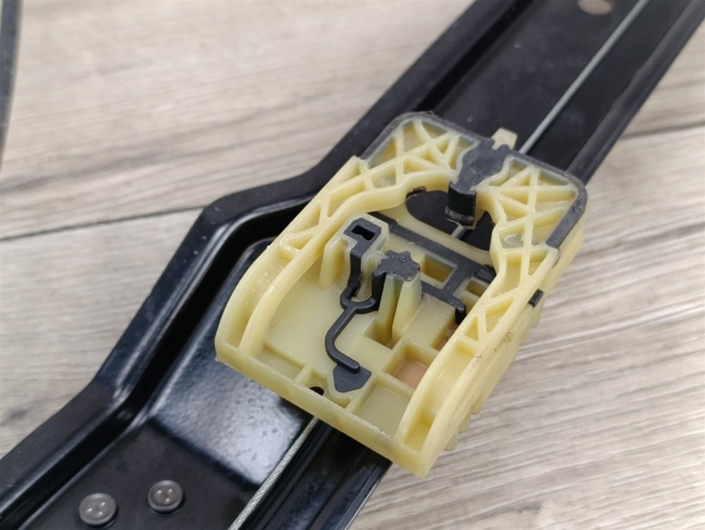 Стеклоподъемник, 2000 рублей, Москва